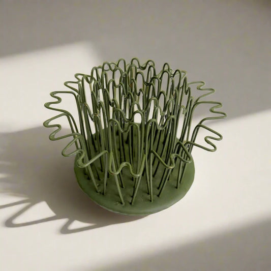 2.5" Round Hairpin Flower Frog